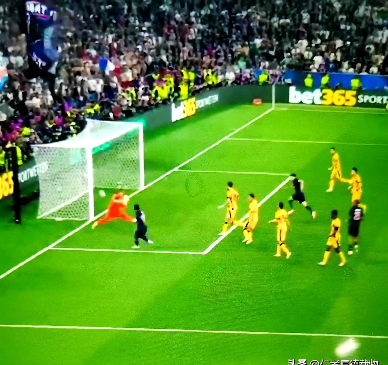 巴黎圣日耳曼再次大胜尼斯，稳固头名位置(巴黎圣日耳曼首发11人)