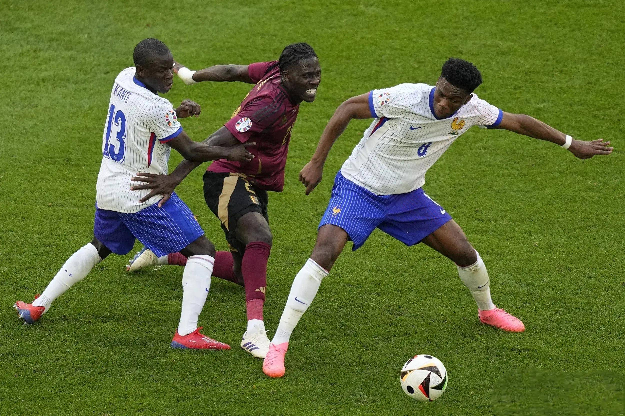 包含神奇绝杀重现，欧洲杯比赛燃情绝伦的词条